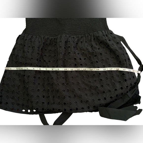 Express smocked strapless top NWT - Picture 9 of 9